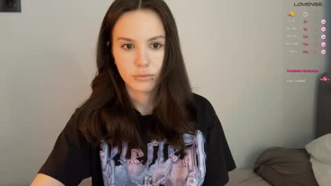 Aida online show from January 3, 9:04 am