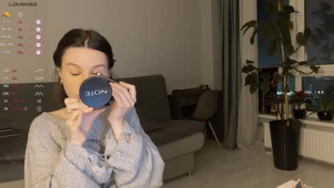 Aida online show from December 21, 12:16 pm