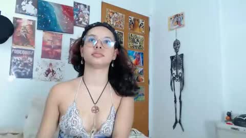 yourprincesskiara online show from November 8, 12:04 am