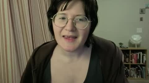 Rose Noire online show from February 6, 4:27 am