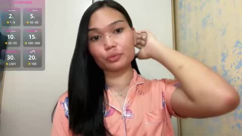 yrdrmgrl_jennie26 online show from January 16, 7:15 am