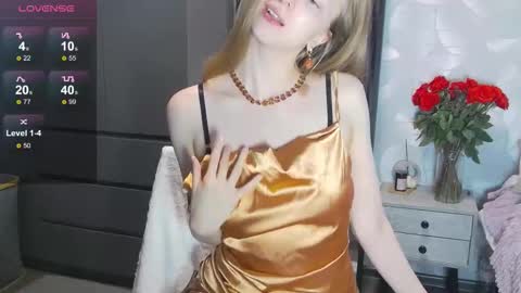 Snapshot of yuki_bloom chatting on October 21, 7:45 am yuki_bloom online show from October 21, 7:45 am