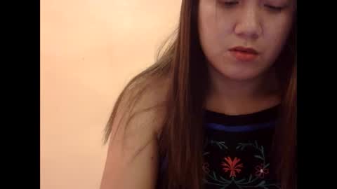 yummyclaya online show from March 1, 3:28 am