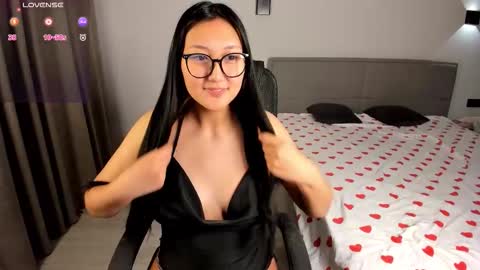 Yuna online show from December 5, 7:37 pm