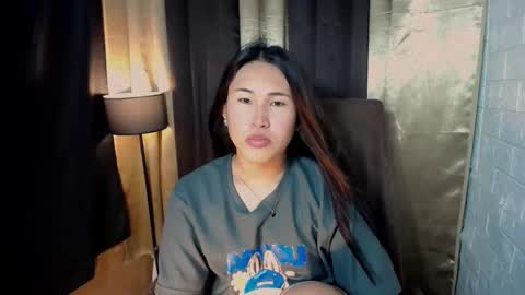 yuriyumixx_xoxo online show from November 14, 11:54 am