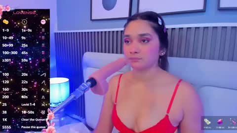 Yuyis  online show from December 13, 3:49 am