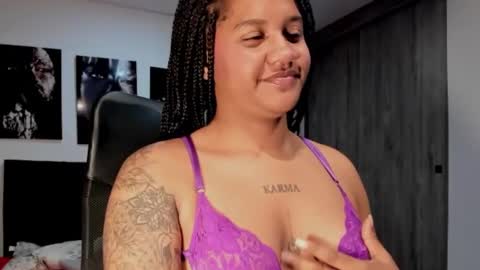 zahra_rose online show from October 8, 9:19 pm