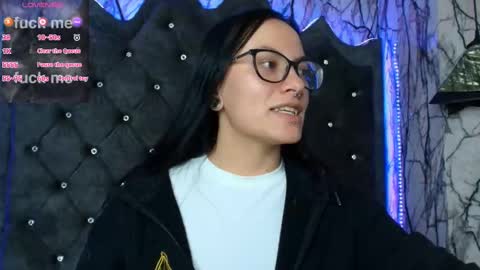   online show from September 8, 7:02 pm