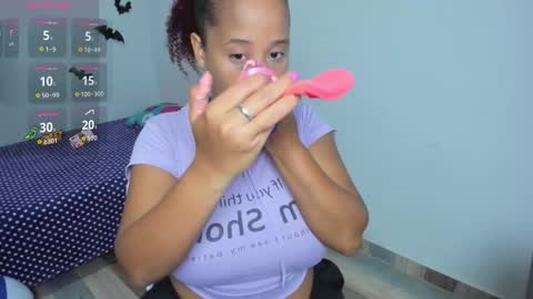 Zandra online show from November 5, 3:34 am