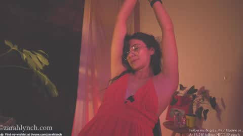 Snapshot of zarahlynch chatting on February 20, 2:40 am Miss Lynch   Next show  2911 online show from February 20, 2:40 am