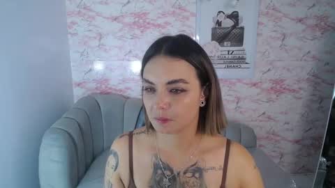 Isabella online show from January 11, 3:39 pm