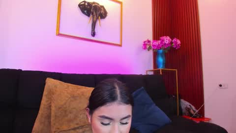  Zayda  online show from February 18, 11:04 pm