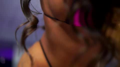 ZenyaNoir online show from February 6, 11:35 am