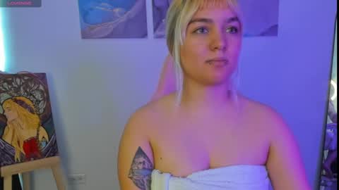 Snapshot of zoe_jhonson2 chatting on February 23, 7:45 pm zoe online show from February 23, 7:45 pm