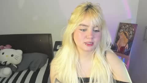 Snapshot of zoe_jhonson2 chatting on September 26, 7:22 pm zoe online show from September 26, 7:22 pm