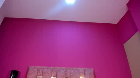 zoee online show from February 3, 6:40 am