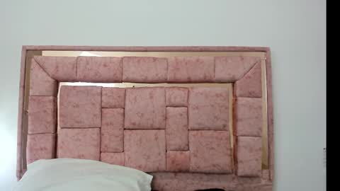 zoee online show from February 13, 3:07 am