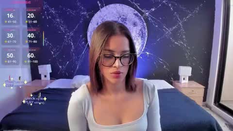 Zoe online show from September 10, 9:48 pm