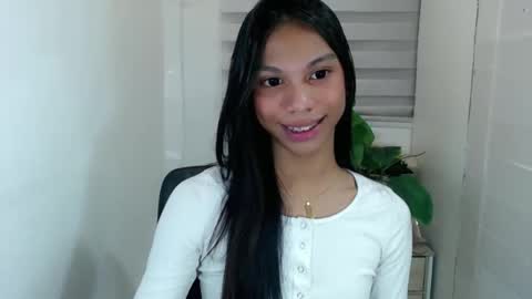 zoey online show from March 6, 2:51 pm