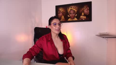 Zuzana21 online show from October 18, 4:10 pm