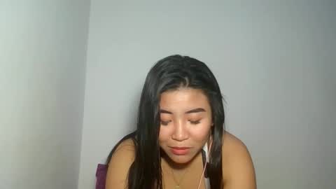 sweet lylia online show from December 15, 9:20 pm