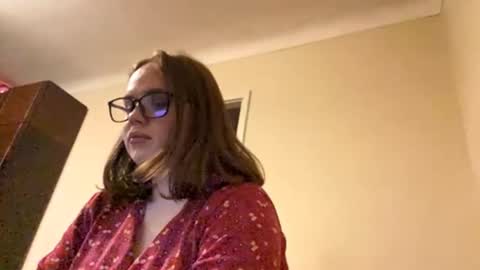 Snapshot of zyria_ chatting on October 14, 8:55 pm Emma online show from October 14, 8:55 pm