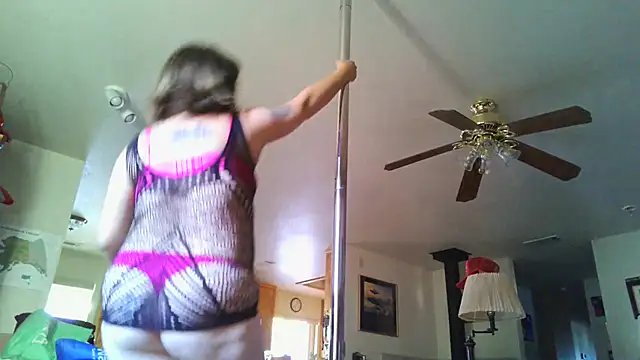 Starla Quivers online show from November 3, 11:53 pm