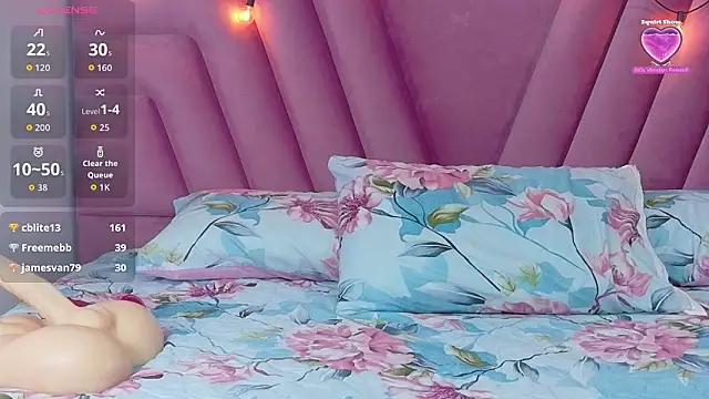 kinkylittlegirll online show from February 17, 2:00 am