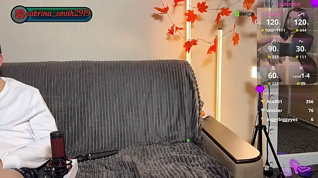 sabrinasmith23 online show from October 17, 8:01 pm