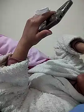 lolo890 online show from February 20, 7:37 pm