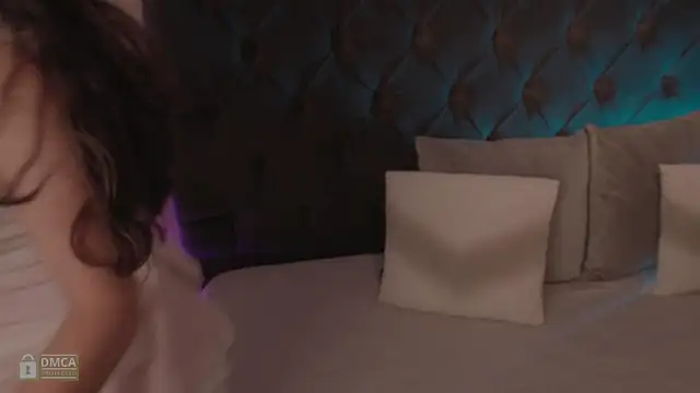 abbyhall  online show from March 29, 5:56 pm