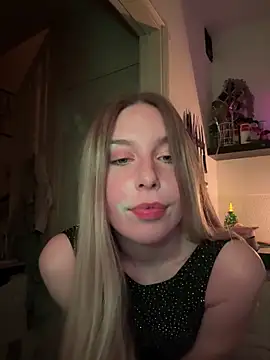 VeraSerephina online show from December 13, 8:26 pm