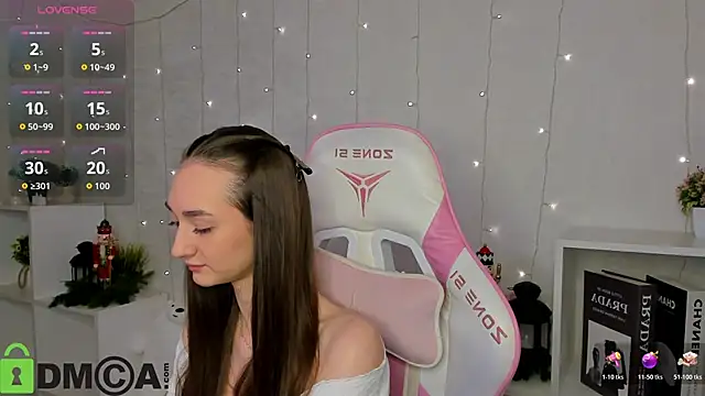 Kelly Powell online show from December 16, 3:23 am