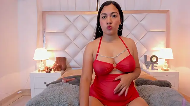 brittany069 online show from November 10, 3:56 am