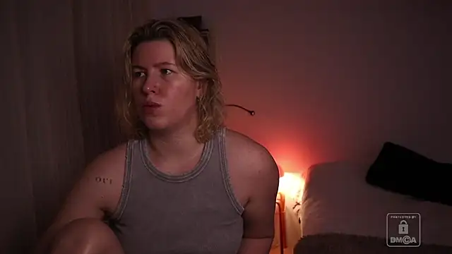 moonamii online show from January 14, 7:30 pm