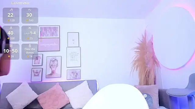 silvia lane online show from September 9, 3:39 am