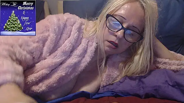 martachatte online show from December 14, 8:03 pm