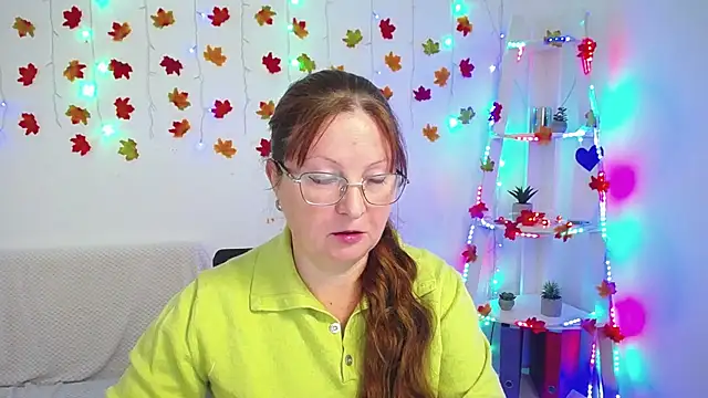 VanessaHotts online show from December 2, 8:48 am