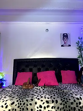 lonely shewolf online show from January 12, 7:08 pm