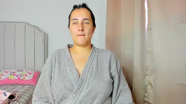 Hanna86 online show from November 25, 7:47 pm