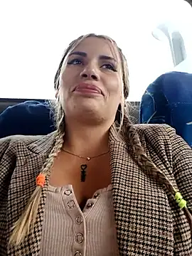 Misscata1106 online show from February 24, 7:45 pm