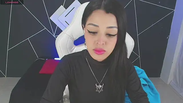 farichell online show from November 8, 2:22 pm