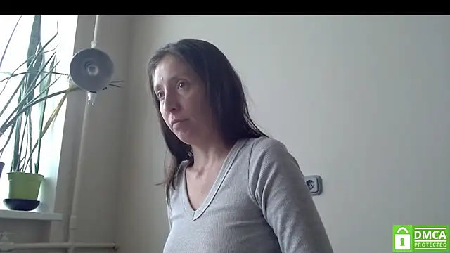 Sophi Cute online show from October 4, 12:00 pm