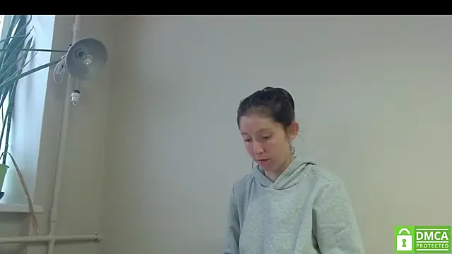 Sophi Cute online show from November 6, 12:33 pm