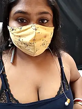 Sophiaboudi online show from October 7, 6:23 pm