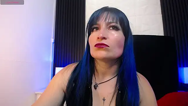 alicia moom online show from October 13, 5:26 pm