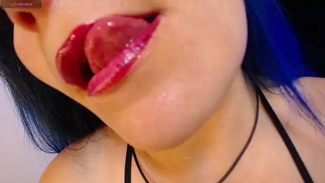 alicia moom online show from October 14, 7:27 pm