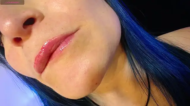 alicia moom online show from October 20, 7:28 pm