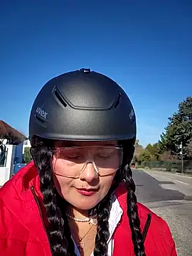 bellapaty online show from February 26, 1:43 pm