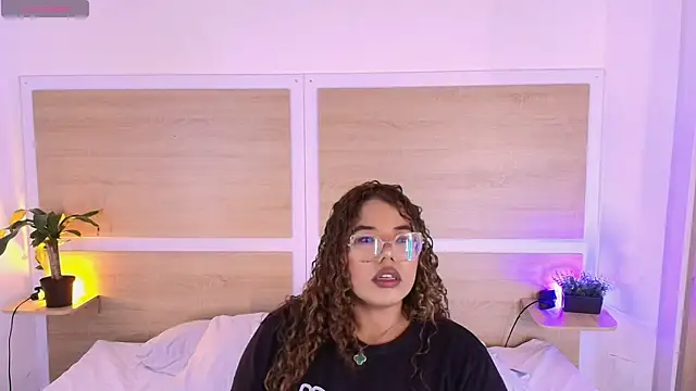  nickypurple  online show from January 5, 7:06 pm